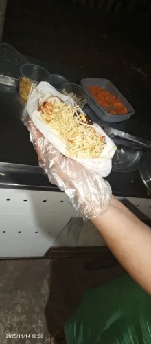 Vendo esse carro de cachorro quente não faço entrega 