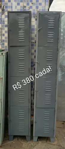 Armário de aço 4 portas conservado