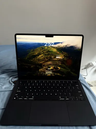MacBook Air M2- Novo