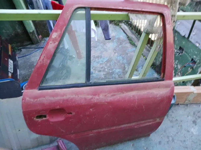 Porta gol g4 usada com vidro e borracha e maquina de vidro