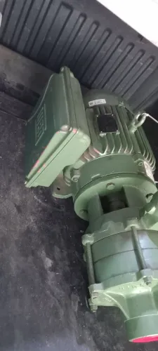 Bomba elétrica MODELO KING DE 3 ESTÁGIOS