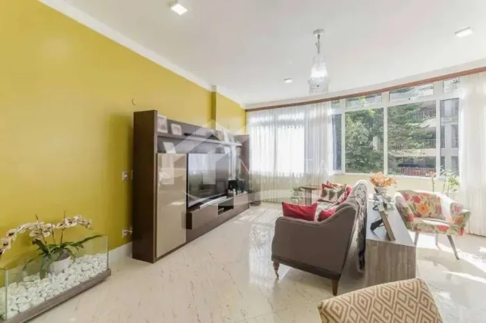 Maravilhoso Apartamento 3 Quartos Reformadíssimo!!!