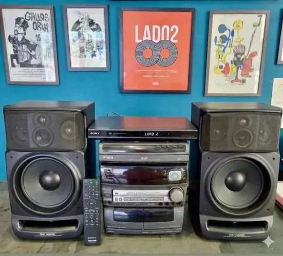 Som Aiwa com DVD Sony 