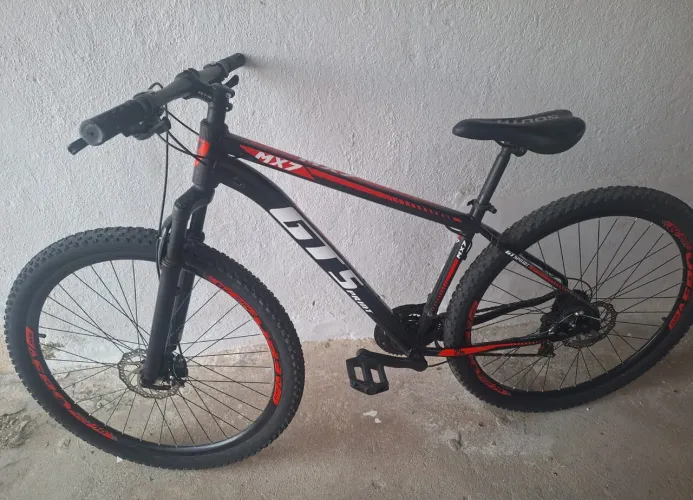 Bicicleta MX7 aro 29! Design esportivo e performance!