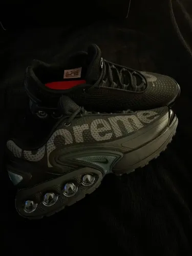 Nike Air Max Dn x Supreme Original