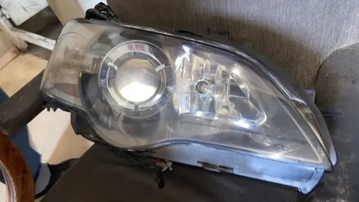 Farol direito Subaru outback 2005 xenon original
