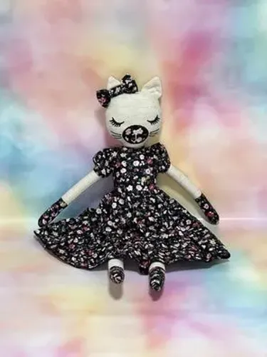 Pelúcia Boneca de Pano Petit Cherie Gata Floral Gato Mia