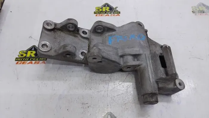 Suporte Alternador Freemont