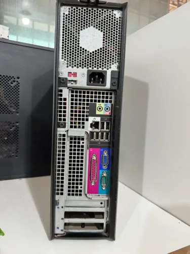 CPU DELL ( sem monitor )