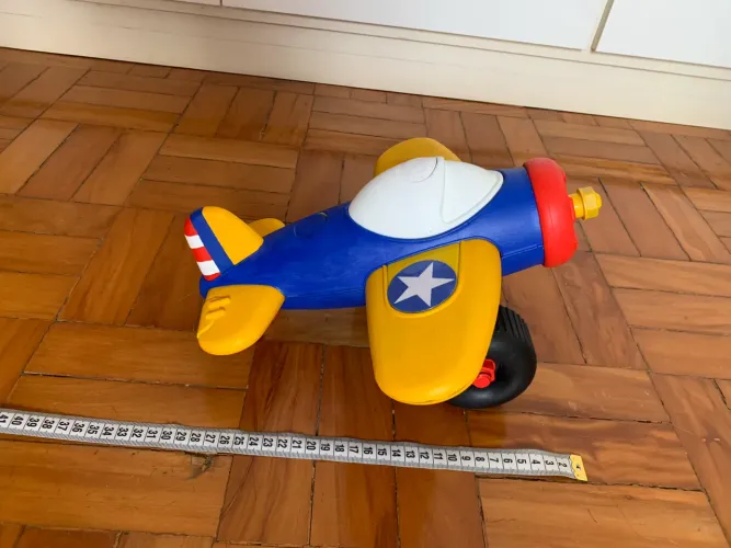 Toy Story avião quarto do andy