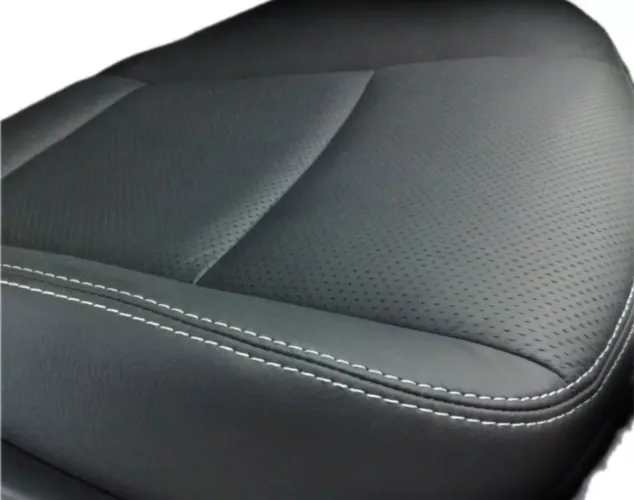 Capa do assento Dianteiro Direito couro Toyota Hilux 2016 a 2020 Genuina