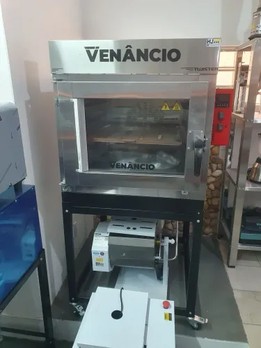 JR. Forno Industrial Venâncio Twister 