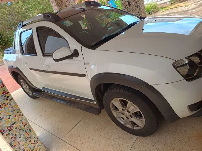 Renault Duster Oroch Dyna. 2.0 Hi-flex 16V Aut. 2020