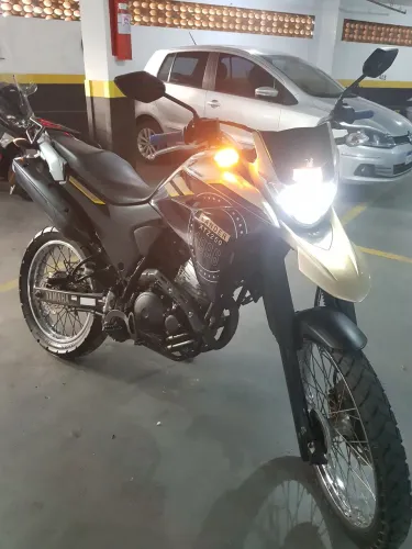LANDER XTZ 250 (MUITO NOVA )