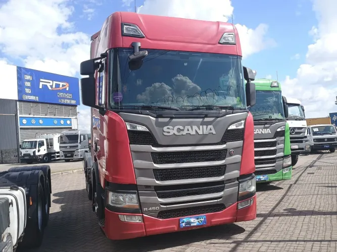 SCANIA R450 6X2 2022/23 RETARDER ,<br>2022/2022<br>TETO ALTO
