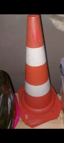 3 Cones para veículo novo sinalização