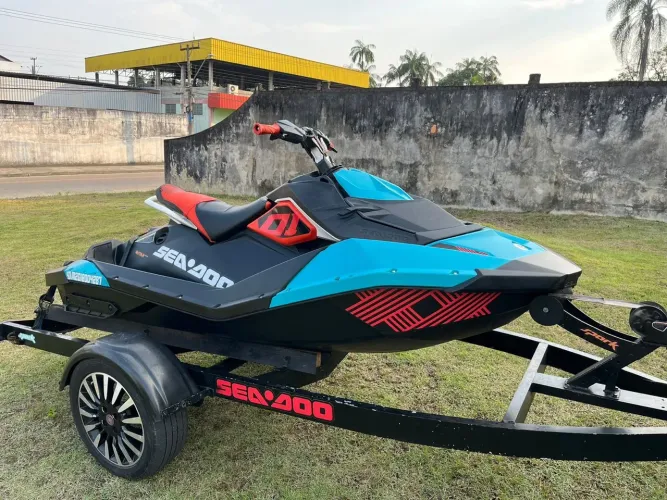 Vendo jetski Spark trixx 2018 