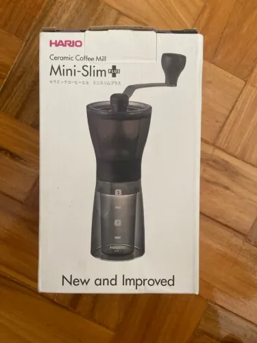 Moedor de Café Manual Hario Mini Slim Plus
