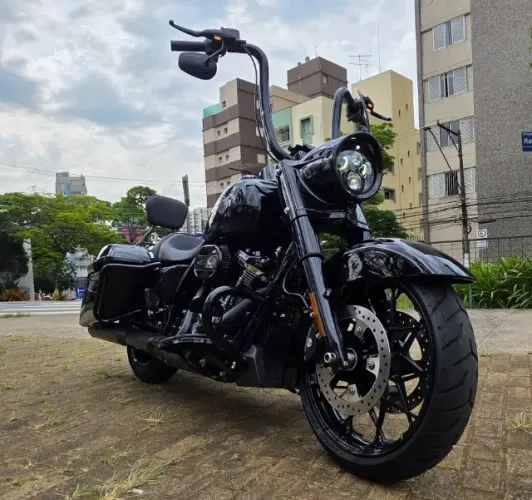 Harley Davidson Road King Special 2022  