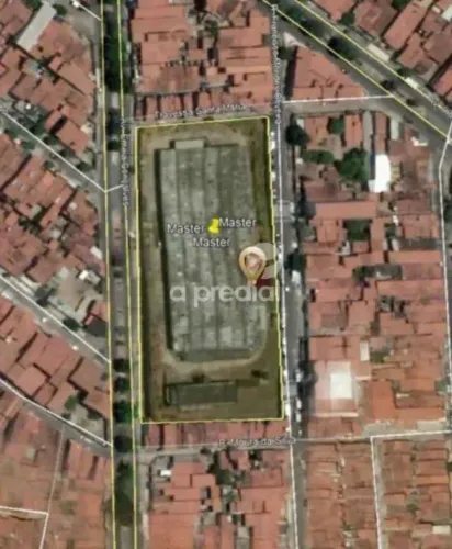 Galpão Industrial com Prédio Administrativo. Área total do terreno 10.164:m² Av. Emília Go