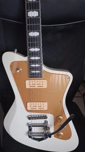 Guitarra Jazzmaster R.Almino