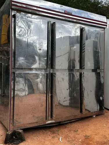 Refrigerador rubro Venâncio Aires inox 6 portas l,com defeito!