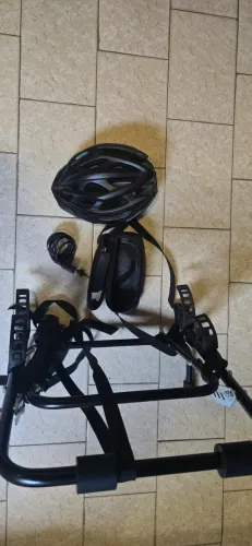 Suporte bike para 2 bikes apoio - Capacete - Bolça e Cadeado.