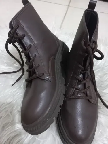  Bota coturno feminina Moleca 