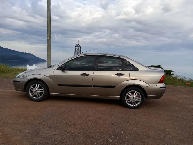 Ford Focus Sedan 2.0 16v/2.0 16V Flex 4P Aut. 2008