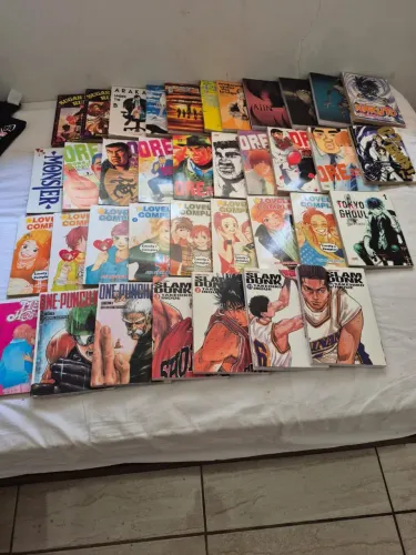 Lote de Mangás Variados