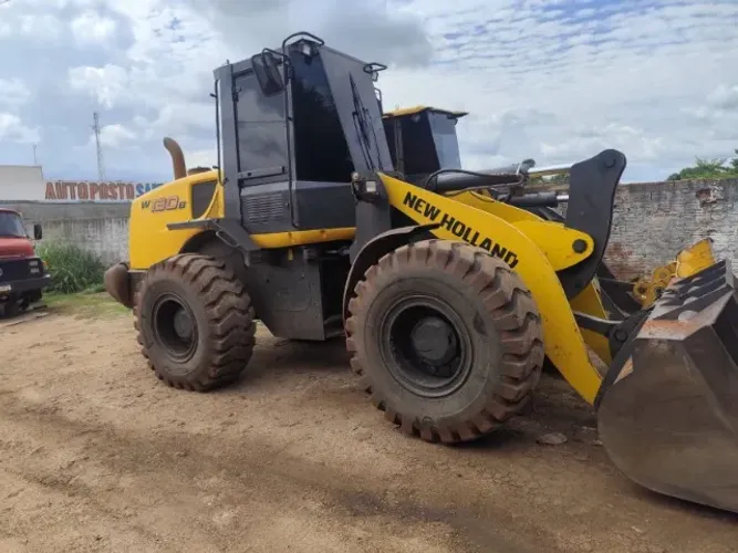 Pá carregadeira W130