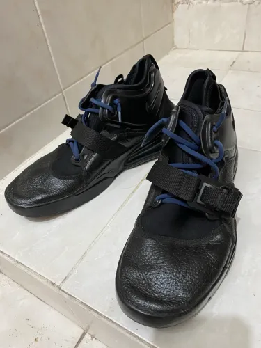 Tênis Nike Airforce 270