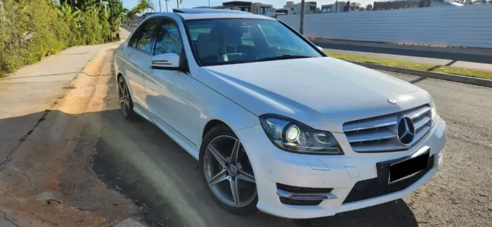 Mercedes c-250 AMG. Interior caramelo. Raridade! Baixo km! 