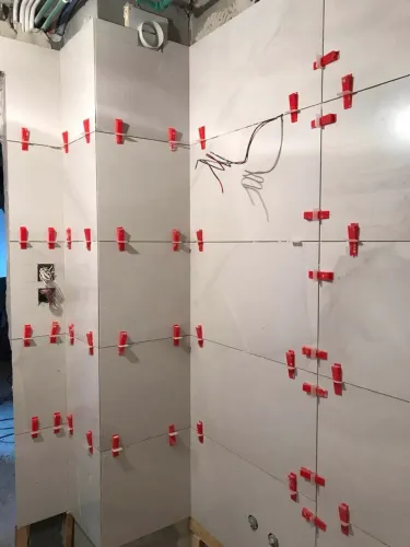 Faço assentamentos de pisos retificados, azulejos e porcelanatos ! Valores a combinar 
