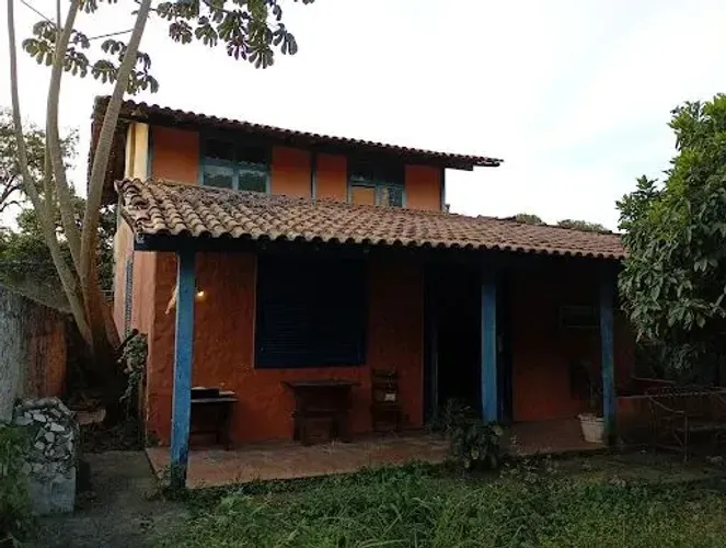 Casa antiga com terreno 450m2 no Vale Feliz