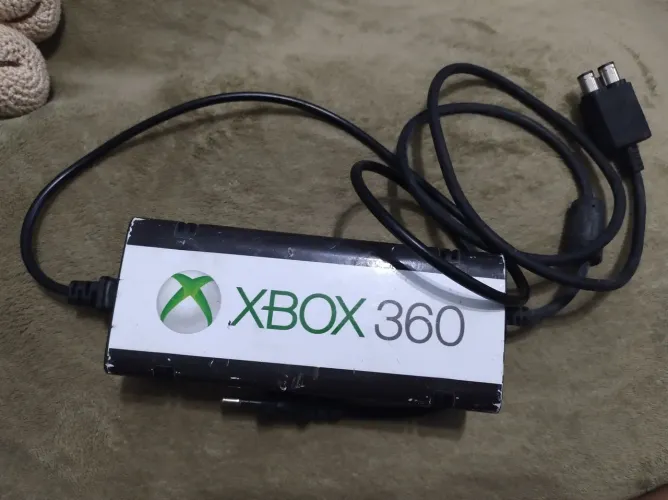 Fonte Xbox 360 funcionando perfeitamente
