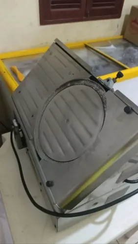 Vendo Máquina de Fatiar Automática Bermaq 127