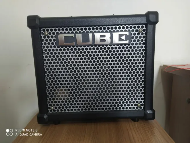 Cubo Roland 10GX