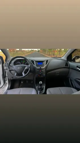 Hyundai HB20S Premium 1.6 Flex 16V Mec. 4P 2015