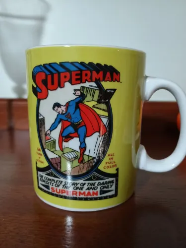 Caneca Superman Vintage - Item de Colecionador