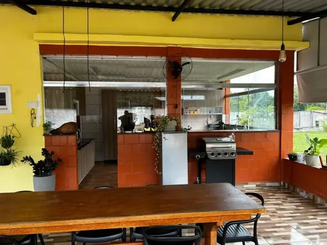 Aceita Entrada + Parcelas Chácara 6.000m² Fino Acabamento c/ 2 Casas Mobiliada Manoel Urba