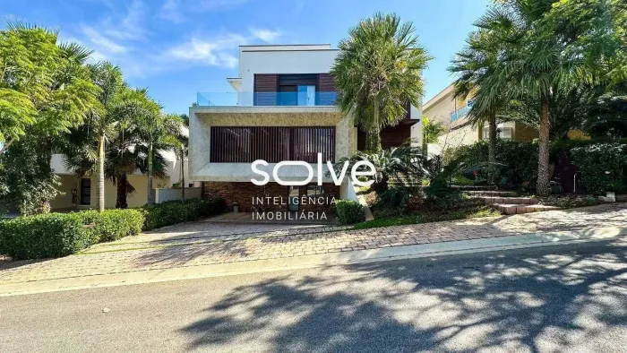 Sobrado Mobiliado com 4 suítes 566m² - R$8.500.000,00 no Condomínio Montblanc em Campinas