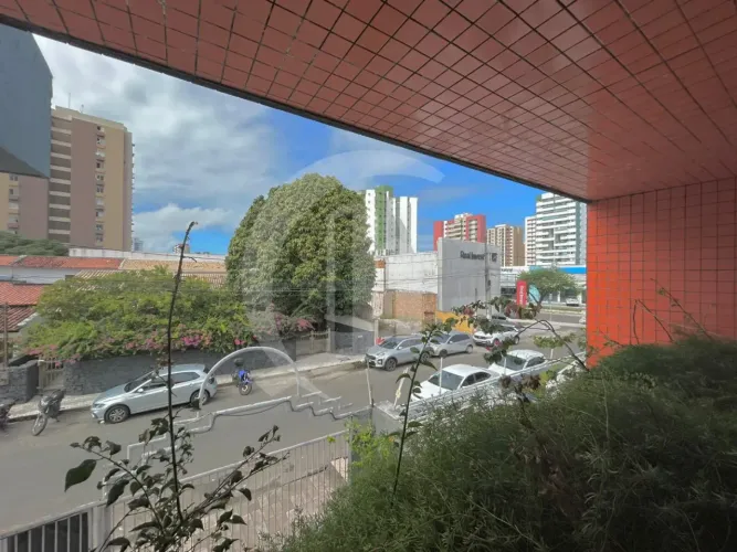 Predio Comercial com 2 pavimentos, em excelente estado de conservação