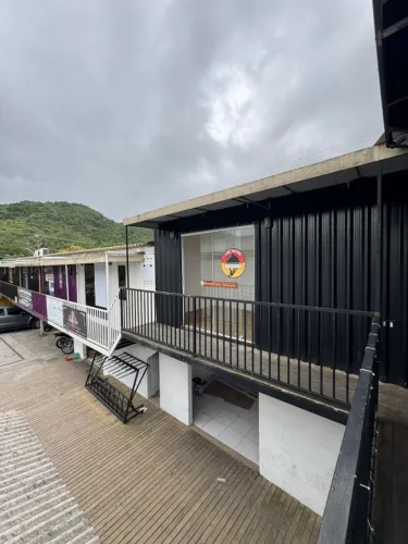 Excelente sala comercial disponível para locação na Rodovia João Gualberto Soares, nº 7145