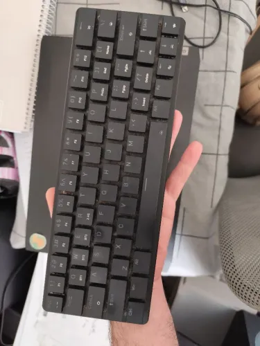 Teclado gamer mecânico redragon Elise pro