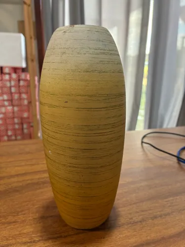 Vaso decorativo vintage amarelo - 21 cm