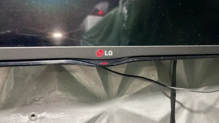 Tv 50 polegadas LG. Perfeito estado de uso. Acesso a internet com o uso do TVBOX.