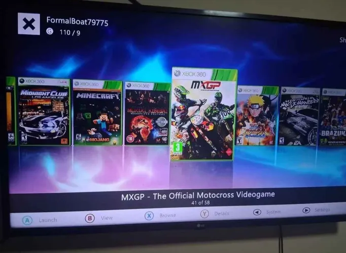 Xbox 360 desbloqueado RGH acompanha controle com fio, fonte 110v e HD com 100 jogos