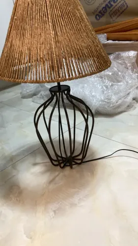 Luminaria de Mesa Anfora - TokStok