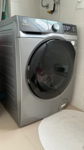 Lava Seca Electrolux Ultimate Care Inox 